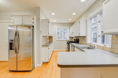 Photo of 1431 Cambridge St #1, Cambridge, MA 02139 (MLS # 73472022)