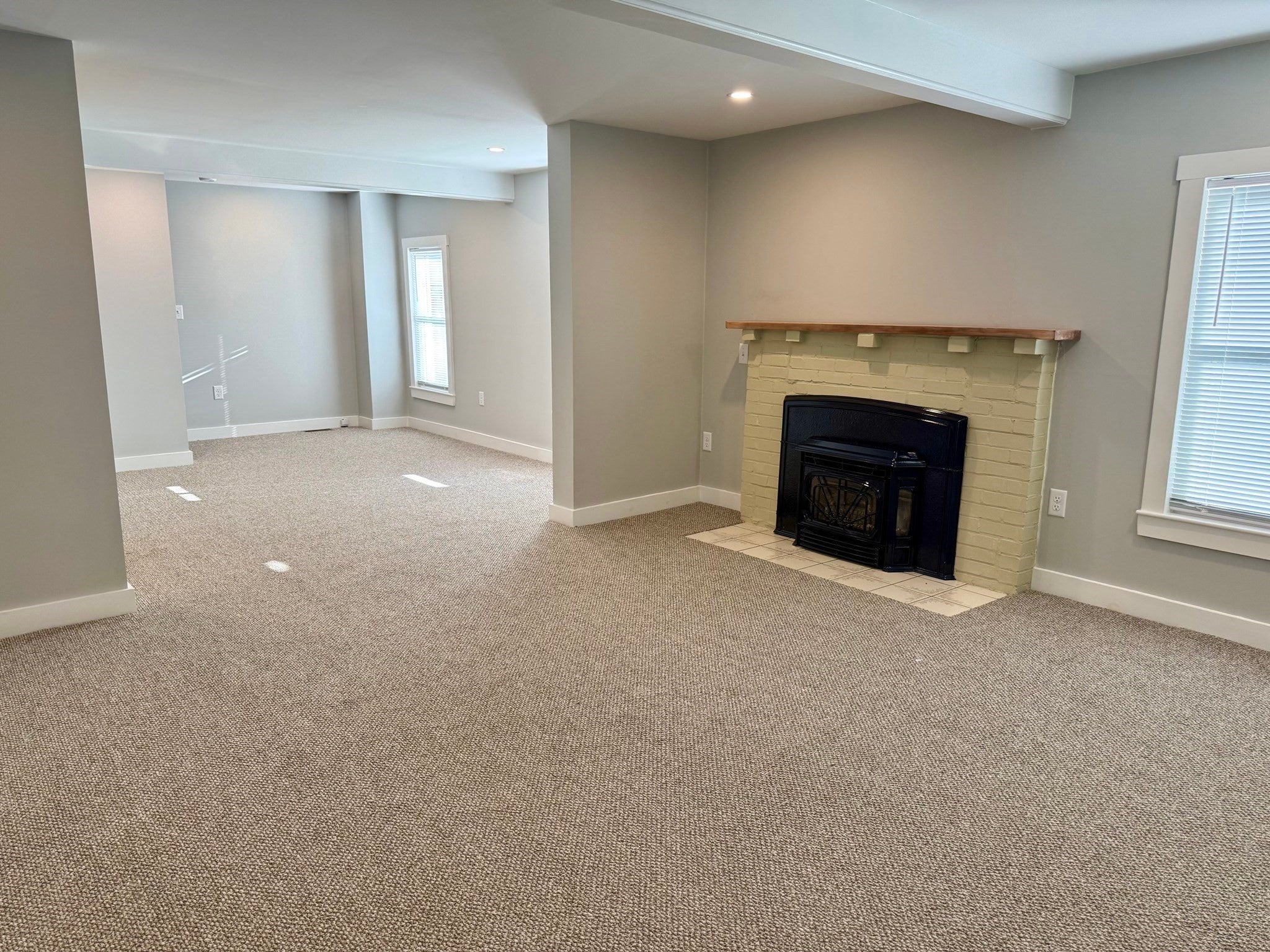 301 Central St, Hudson, MA Photo #12