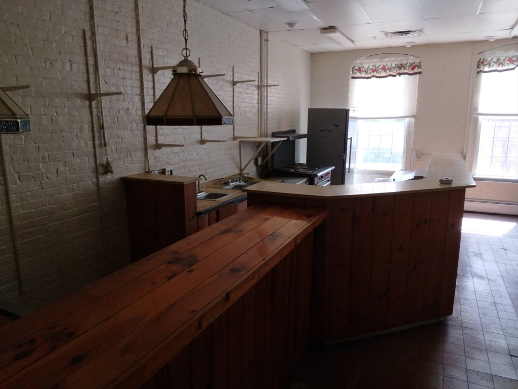 559 Main Street - Rt. 20 unit STN