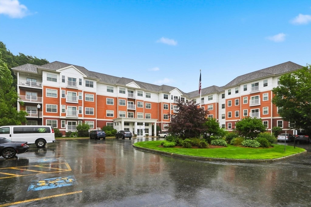 250 Main St. 108B