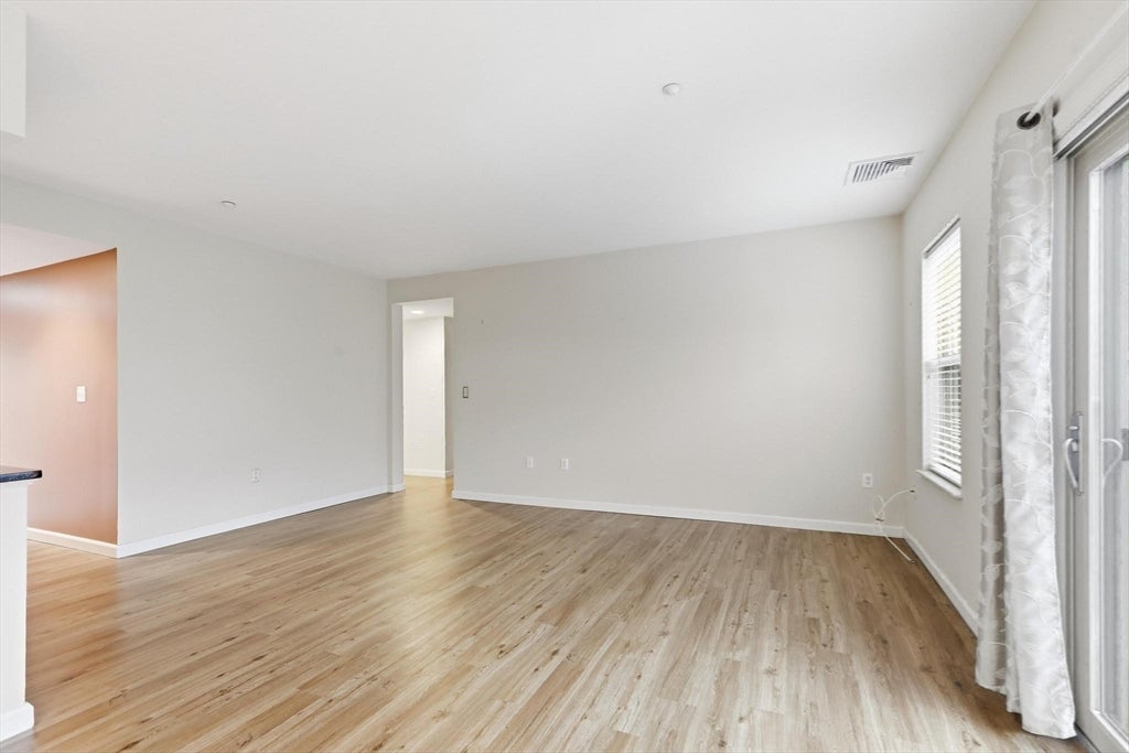 250 Main St #108B, Hudson, MA, 250 Main St #108B, Hudson, MA Photo #17