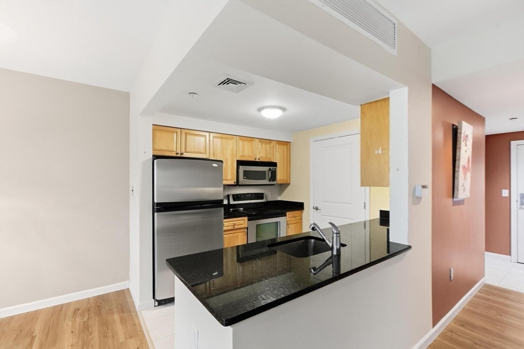 250 Main St #108B, Hudson, MA, 250 Main St #108B, Hudson, MA Photo #15