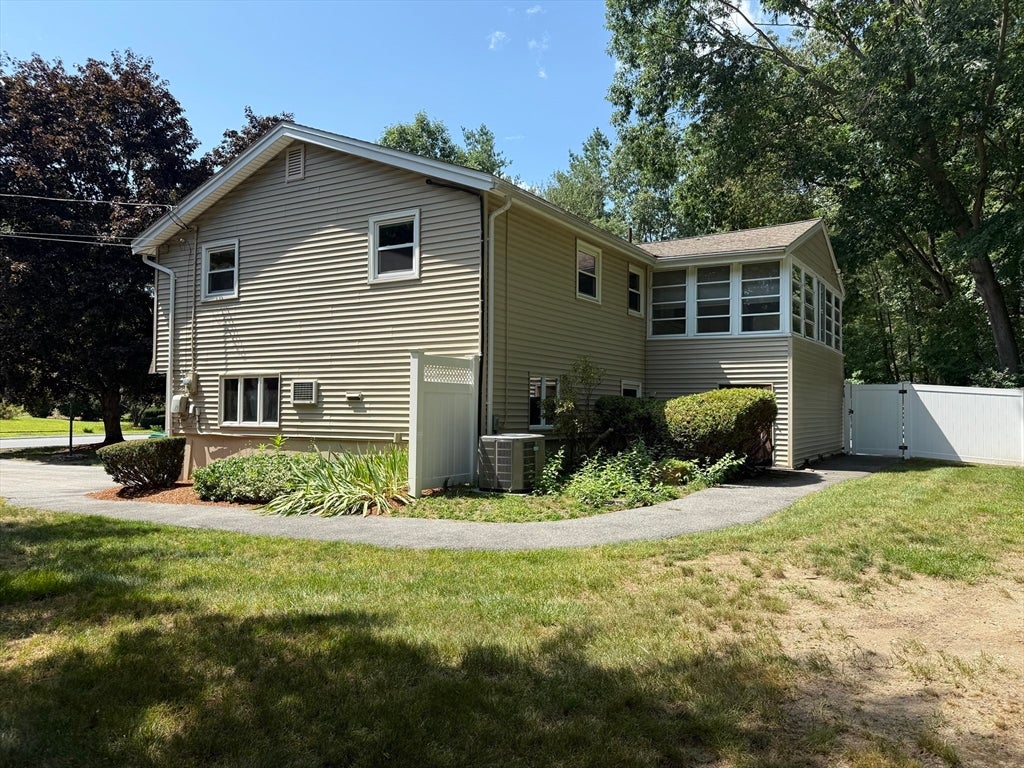 9 Brookdale Circle, Billerica, MA Photo #26
