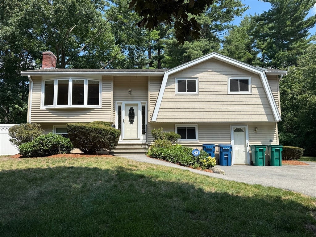 9 Brookdale Circle, Billerica, MA Photo #1