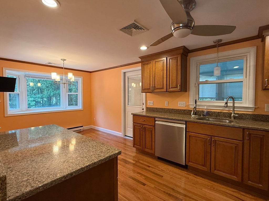 9 Brookdale Circle, Billerica, MA Photo #6