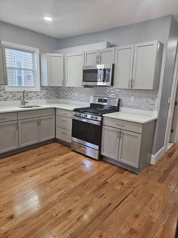 10 Hosmer Street 1