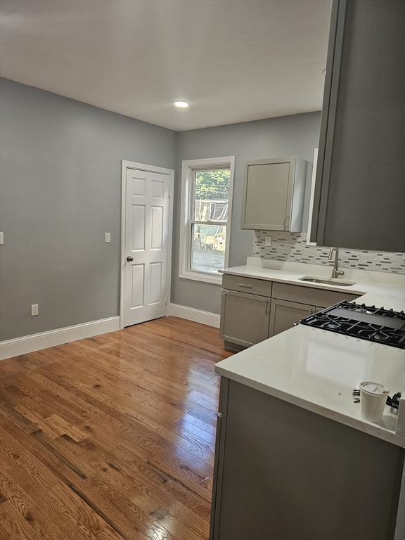 10 Hosmer Street 1