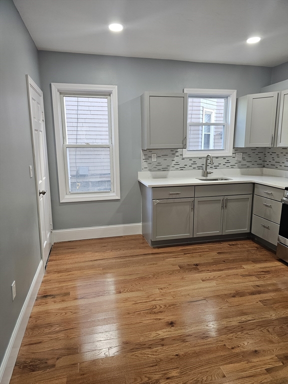 10 Hosmer Street 1