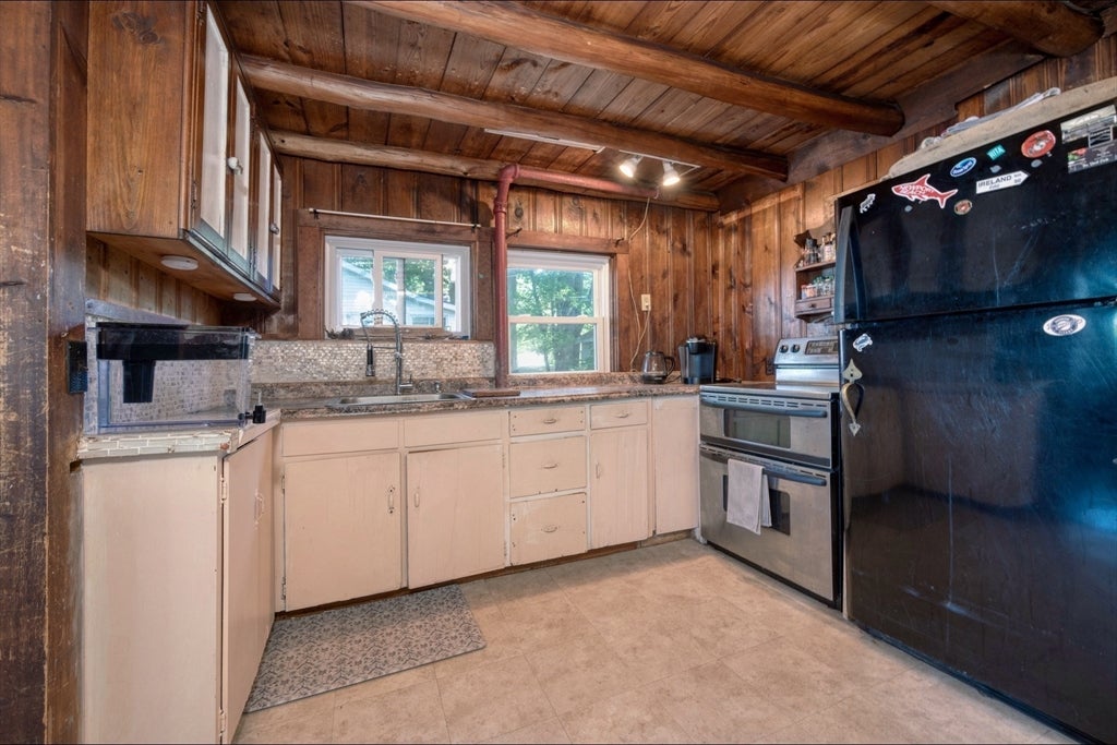 9 Overbrook Rd, Pembroke, MA Photo #18