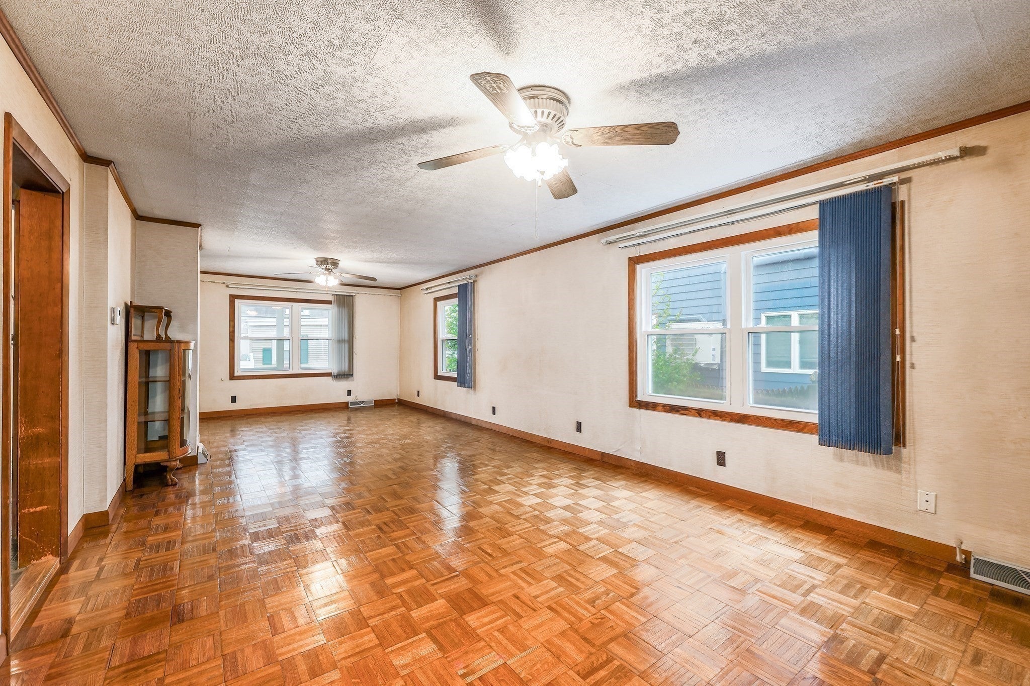 16 North Ave, Winthrop, MA Photo #8