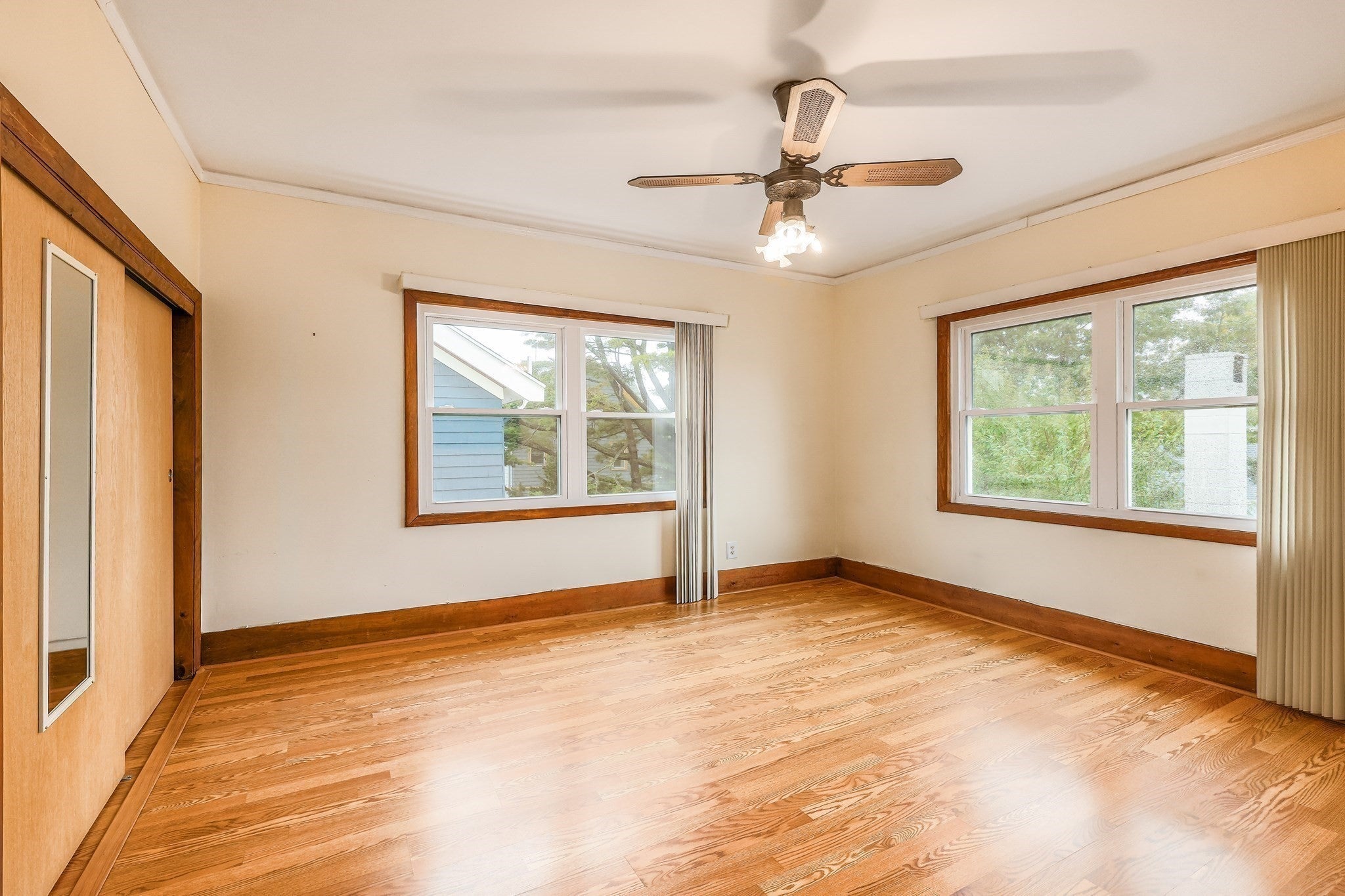 16 North Ave, Winthrop, MA Photo #22