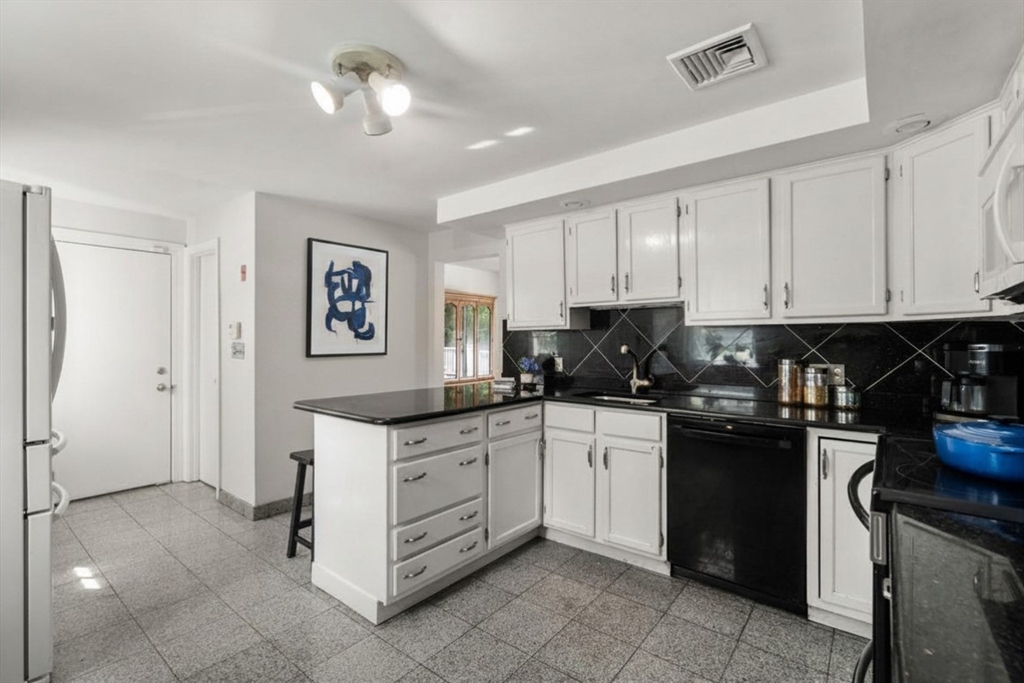 258 Edgell Rd