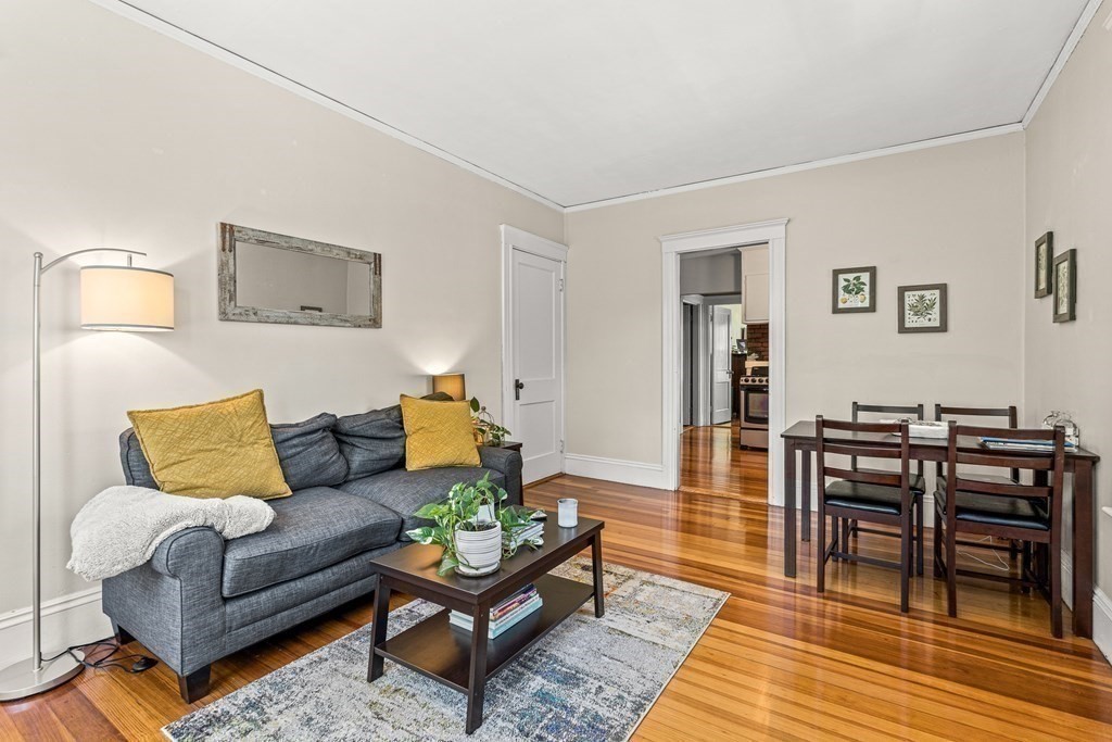 10 Chestnut Street 3