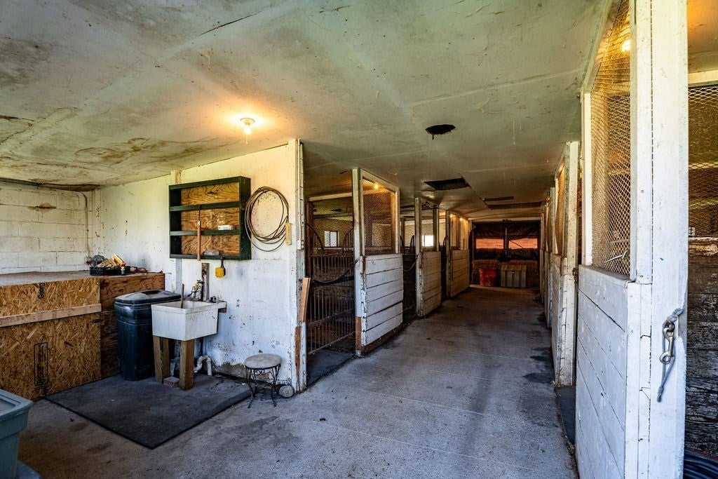 25 Lamoureux Blvd, North Smithfield, RI Photo #29