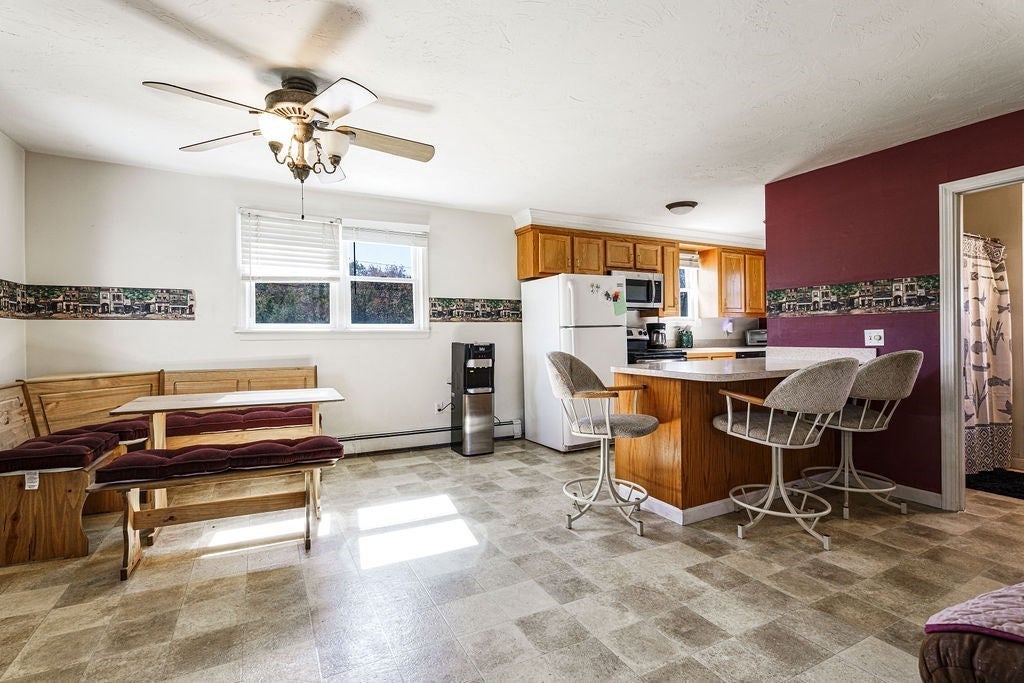 25 Lamoureux Blvd, North Smithfield, RI Photo #17