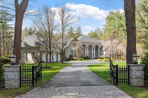 215 Monument Farm Rd Concord MA 01742