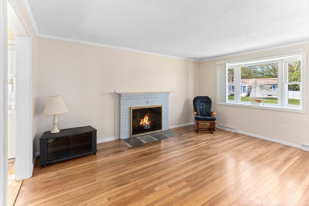 15 Phillip Dr
