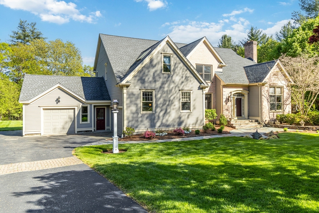 23 Darlene Dr