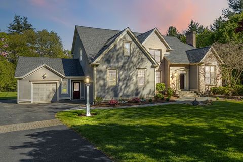 23 Darlene Dr Southborough MA 01772
