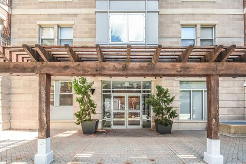 16 Miner St 303 Boston MA 02215