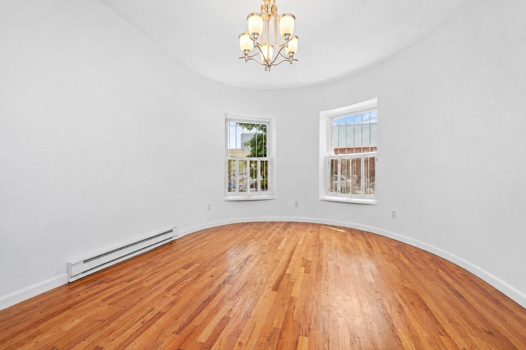 881 Harrison Ave 1