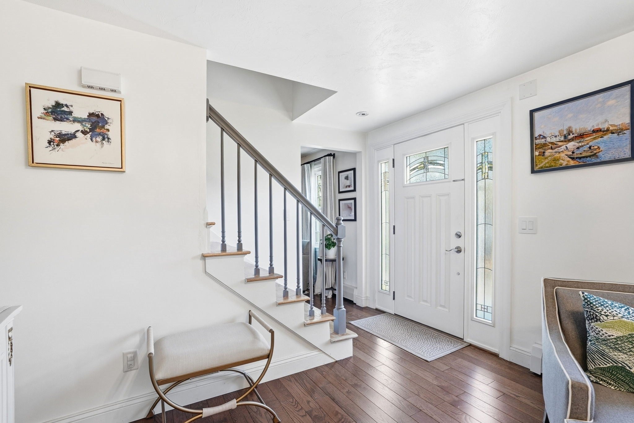 102 County St