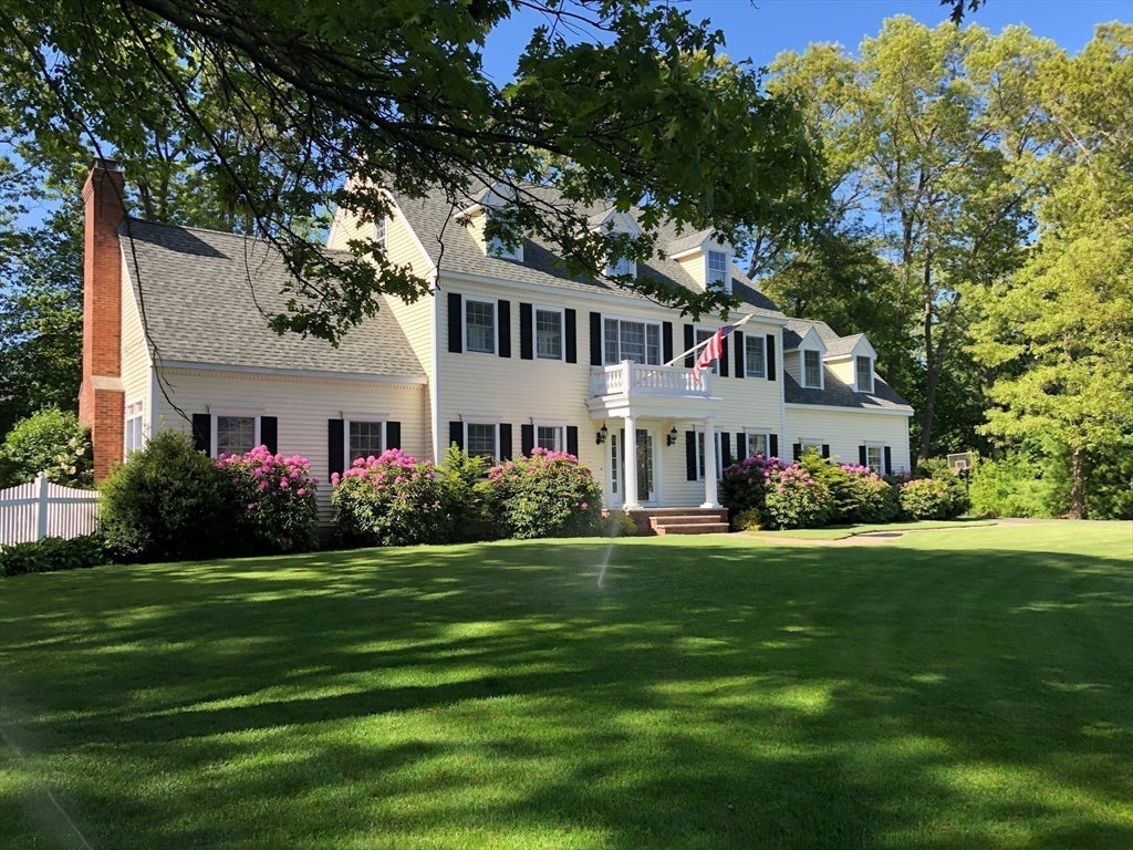 5 Knights Lane, Newburyport, MA, 5 Knights Lane, Newburyport, MA Photo #2
