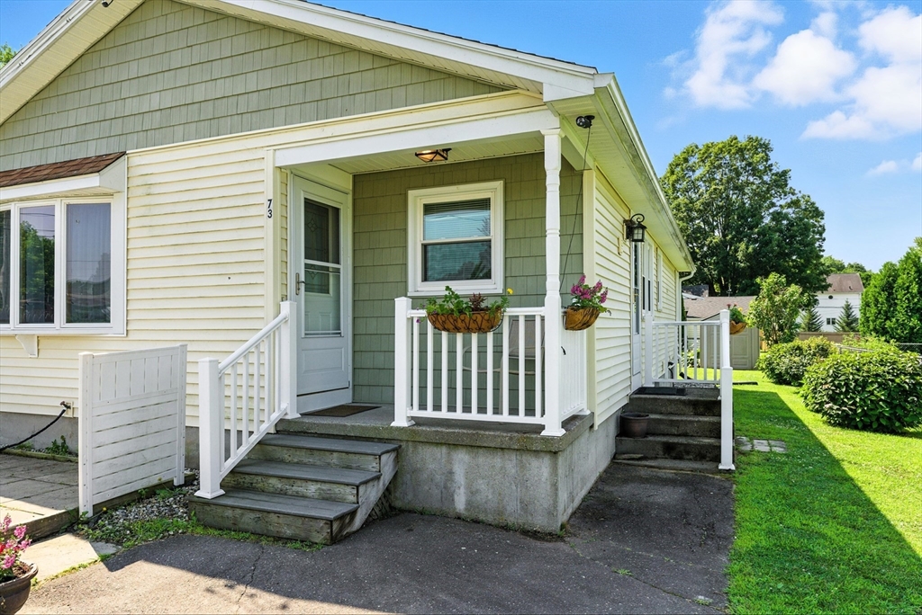 73 Riverpark Ave