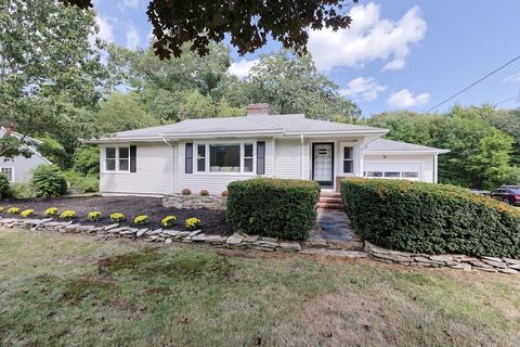 256 S Main St Hopedale MA 01747