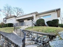 3-7 Altamont Rd