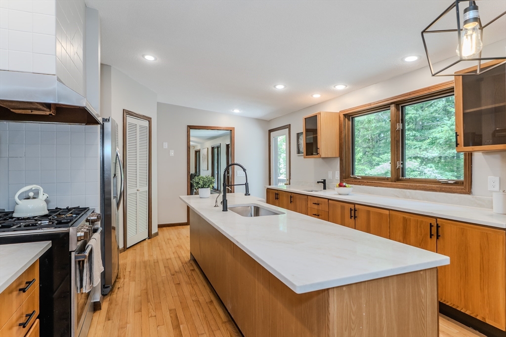 200 Crane Hill Rd