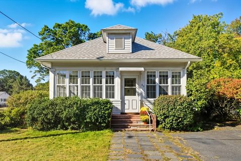 Photo of 60 Barrison Street, Springfield, MA 01109 (MLS # 73460044)