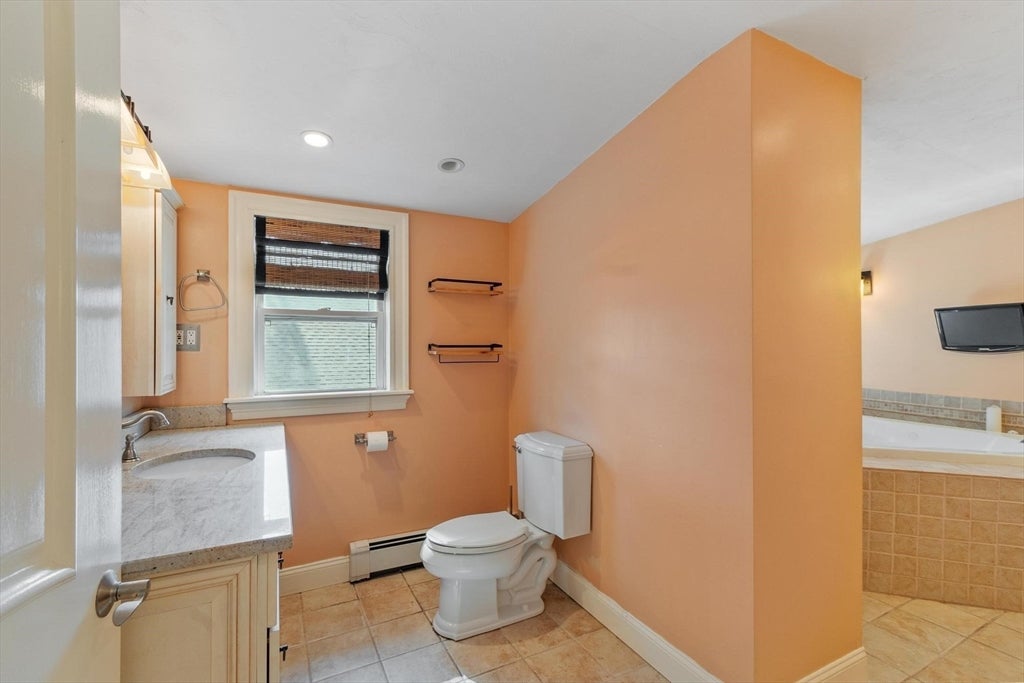 11 Magnolia St, Framingham, MA Photo #29