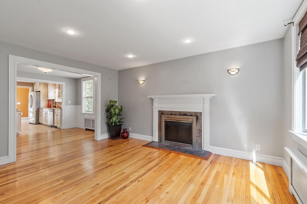 11 Magnolia St, Framingham, MA Photo #5