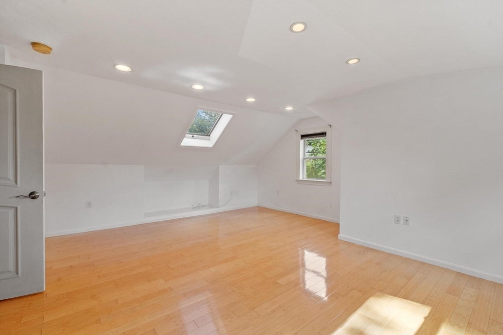 11 Magnolia St, Framingham, MA Photo #26