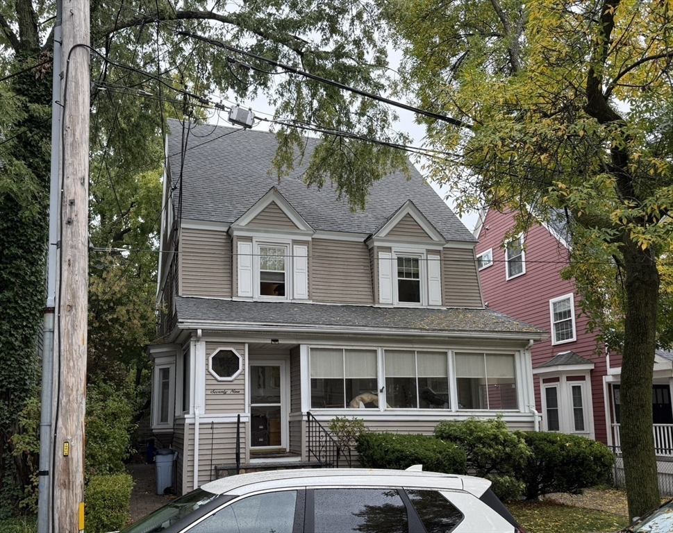 79 Willow Ave