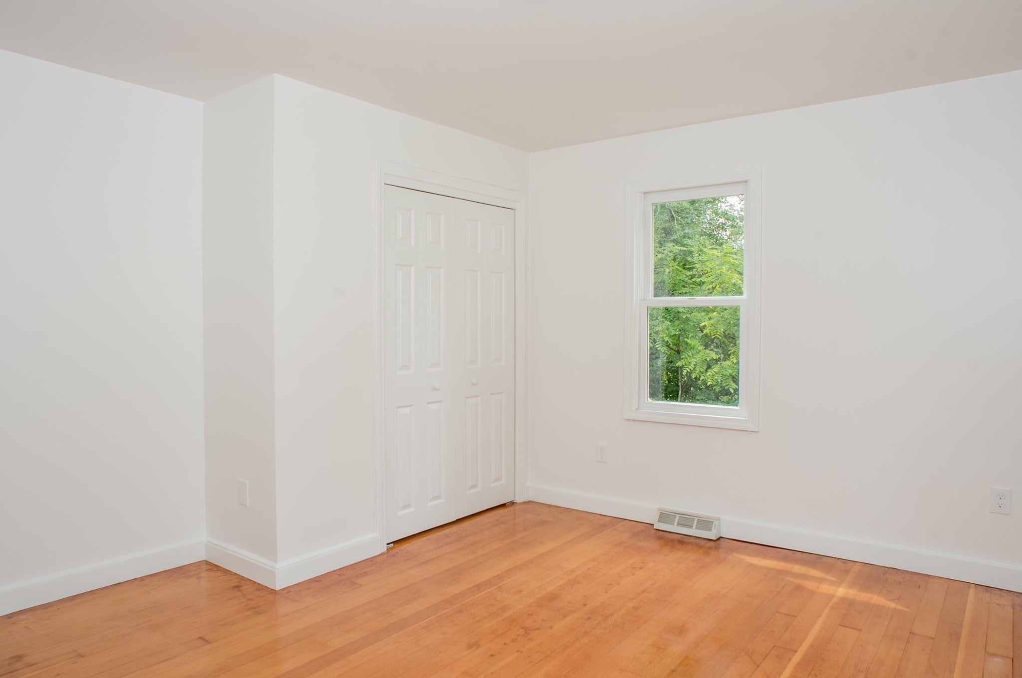 198 Union Street, Northbridge, MA Photo #12