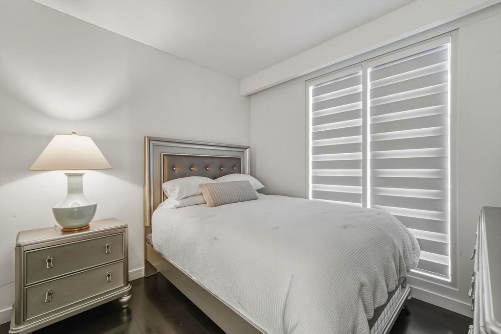 Boston, Massachusetts 02210, United States, 2 Bedrooms Bedrooms, ,3 BathroomsBathrooms,Residential,Active,249978