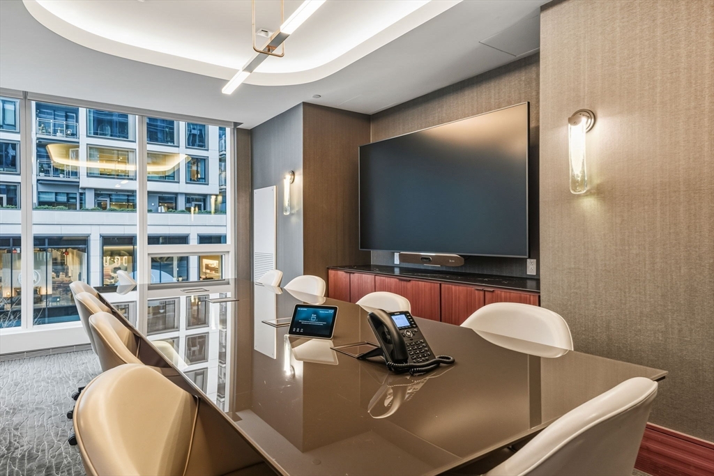 Boston, Massachusetts 02210, United States, 2 Bedrooms Bedrooms, ,3 BathroomsBathrooms,Residential,Active,249978