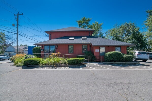 Photo 1 of 1 — 860 Boston Road, Springfield, MA 01119