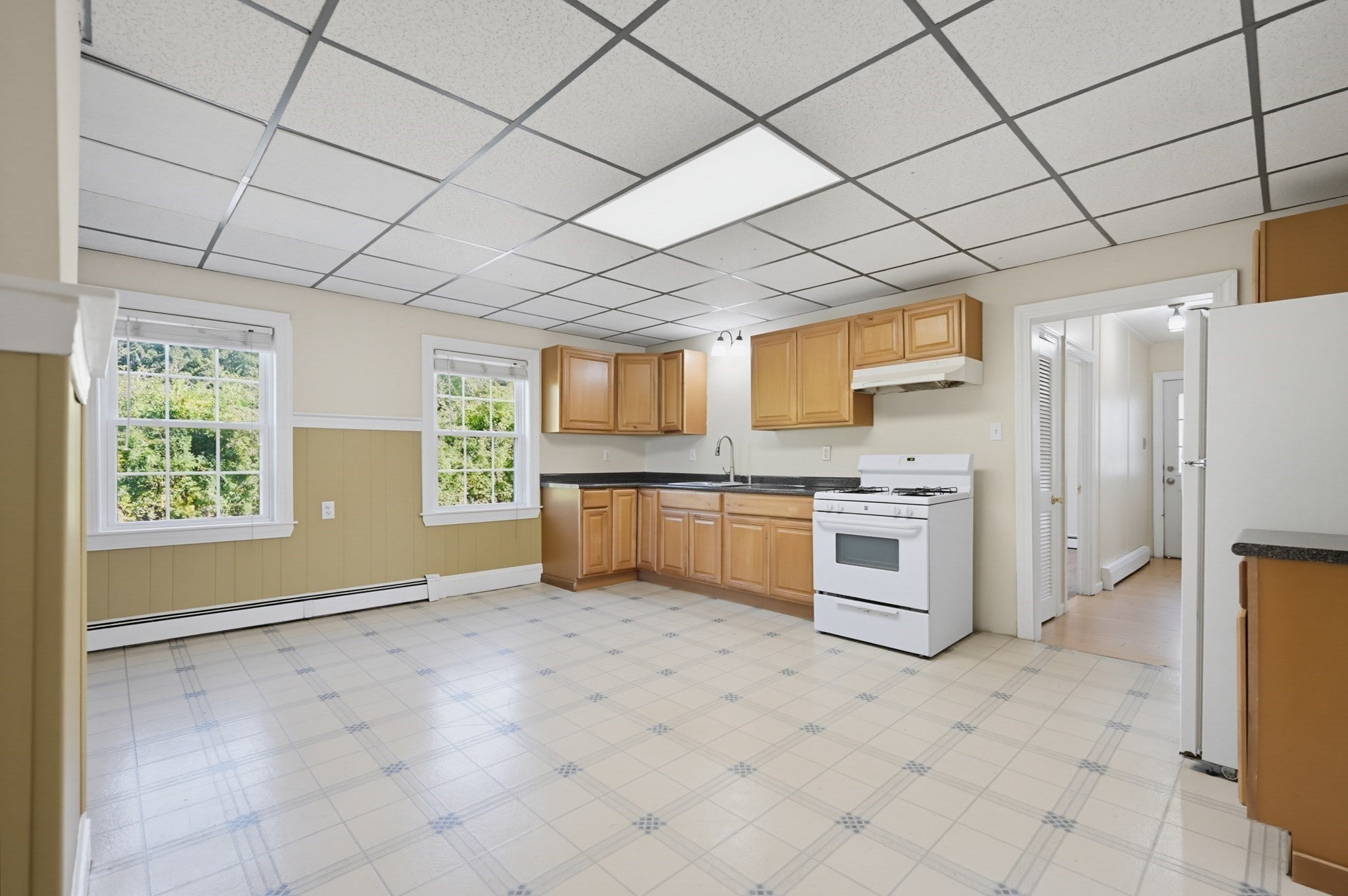 258 Washington St, Franklin, MA, 258 Washington St, Franklin, MA Photo #6