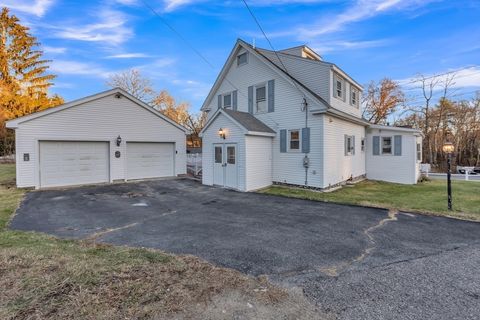 176 Boyce St Auburn MA 01501