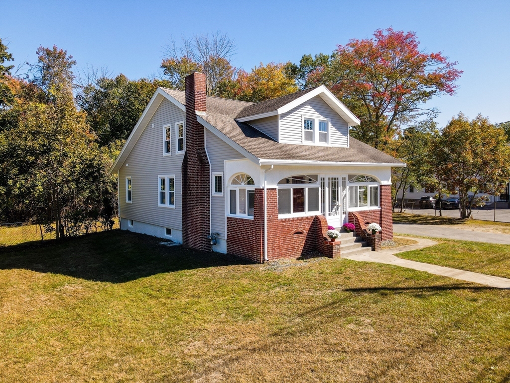 1334 Main St