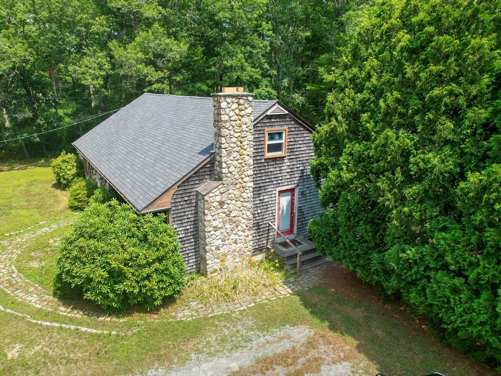 80 Burgess Ave