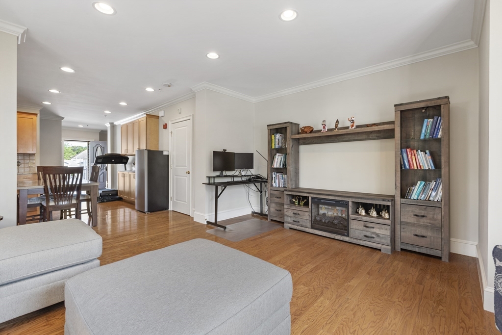 50 Clemence St 50