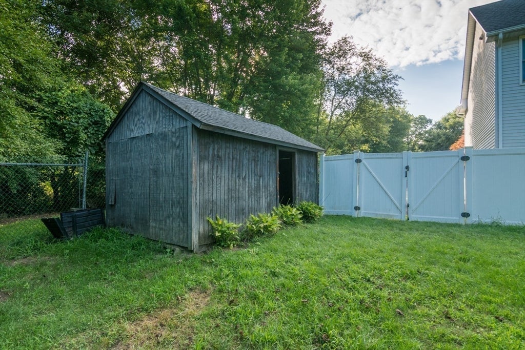 4 Phillips Place, Hadley, MA, 4 Phillips Place, Hadley, MA Photo #10