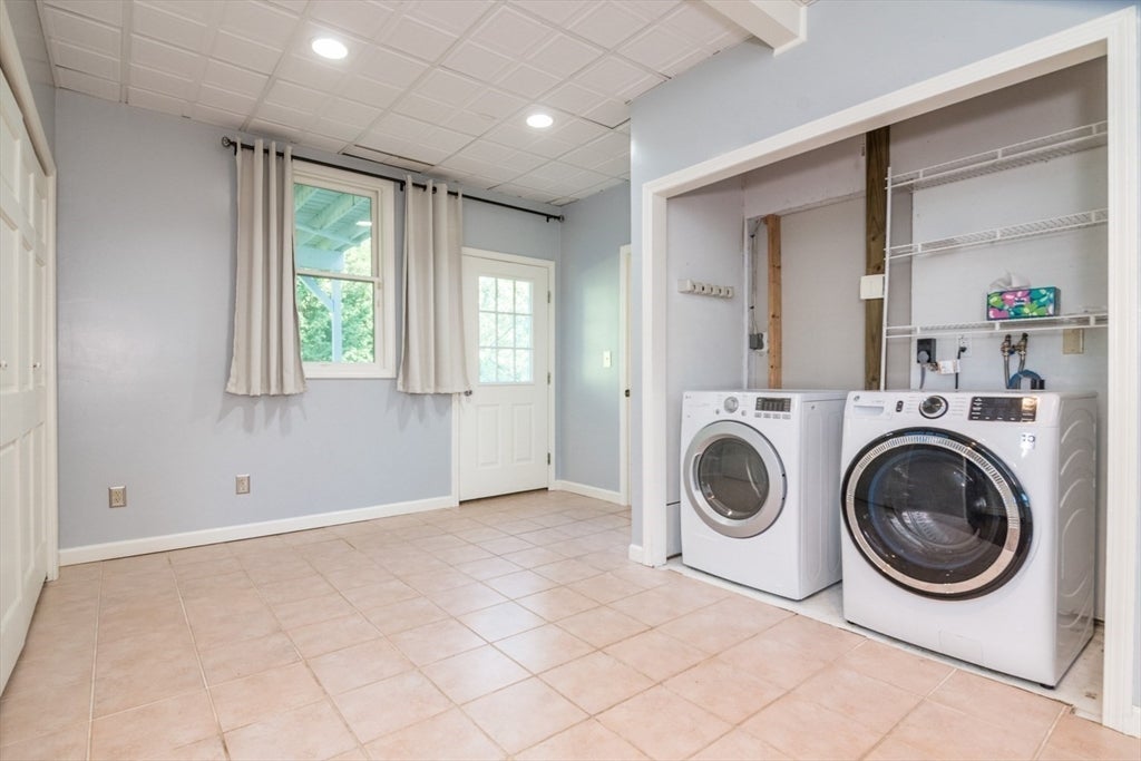 4 Phillips Place, Hadley, MA, 4 Phillips Place, Hadley, MA Photo #35