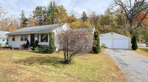 Photo of 16 E New Lenox Rd, Lenox, MA 01240 (MLS # 73510463)