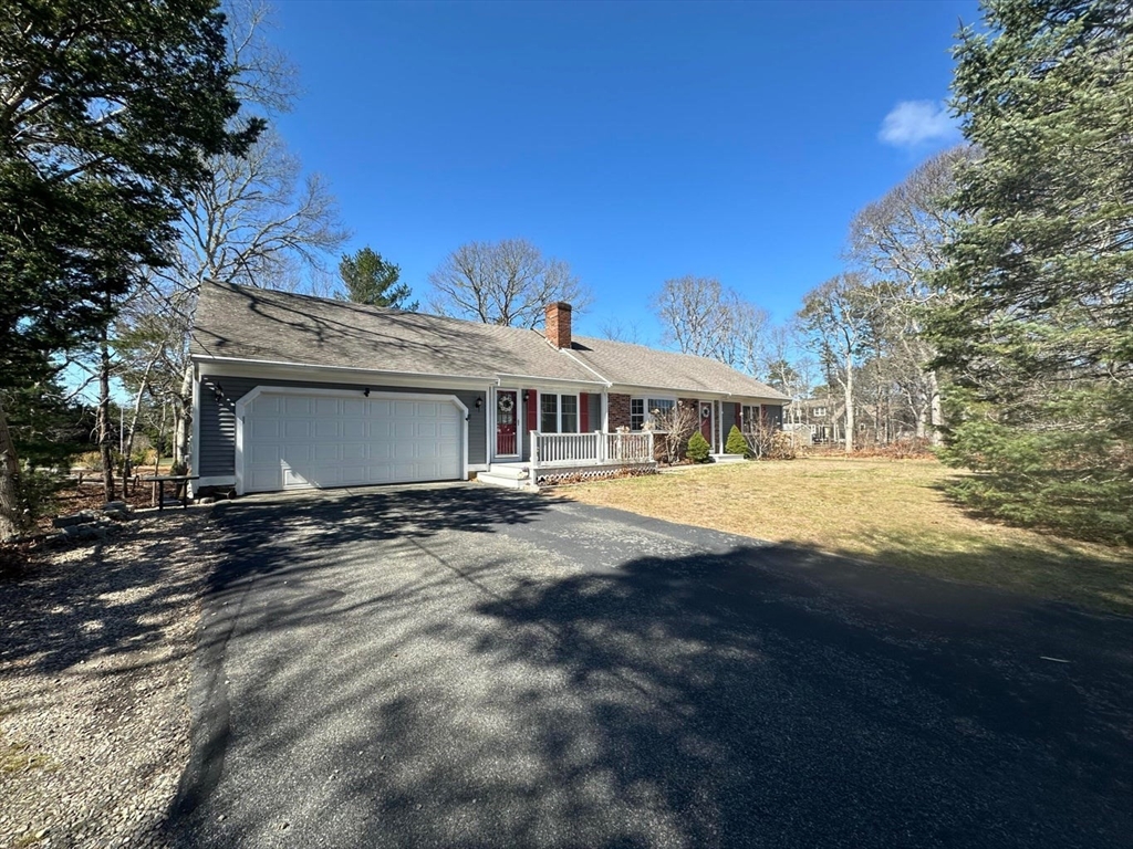15 Adrienne Dr