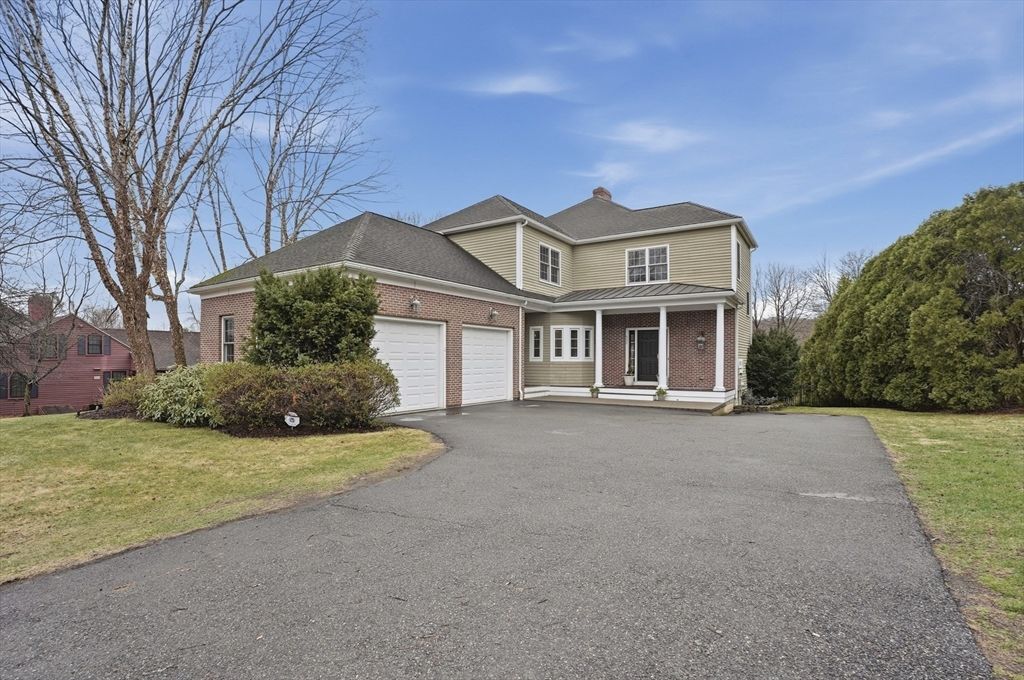 Photo of 531 Salisbury Street, Worcester, MA 01609 (MLS # 73503043)